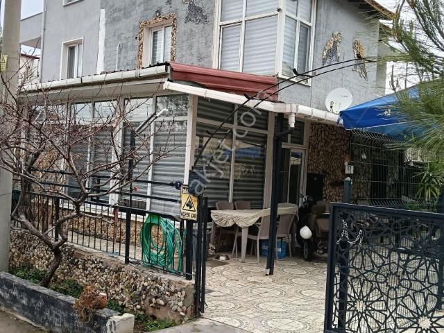 Rose Emlak'tan Şehir Merkezinde Satılık Villa