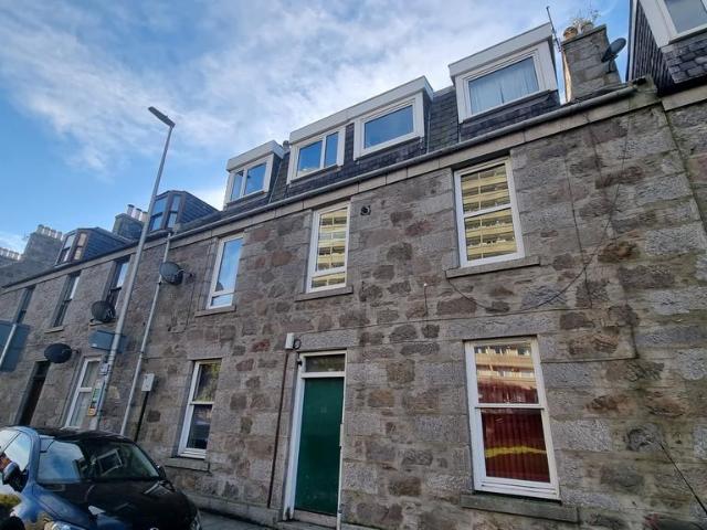 Rose Street, The City Centre. 1 bed flat to rent £525 pcm £121 pw