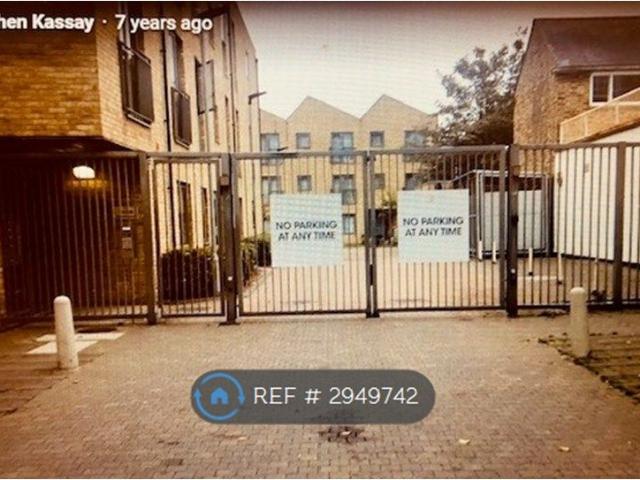Rosebay Drive, London N17, 2 bed flat to rent, £2,000 pcm | PrimeLocation