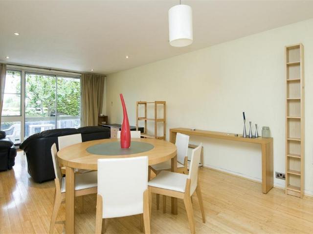 Rosebank, Holyport Road, London, SW6 3 bed apartment to rent £3,250 pcm £750 pw