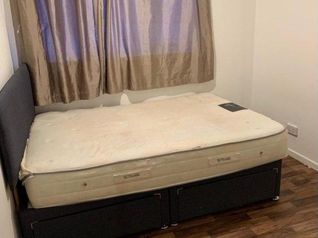 Roseberry Gardens, Sutton, Surrey SM1, 3 bed terraced house to rent, £2,100 pcm | PrimeLocation
