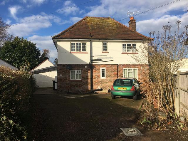 Rosebery Crescent, Woking GU22, 3 bed maisonette to rent, £1,995 pcm | PrimeLocation