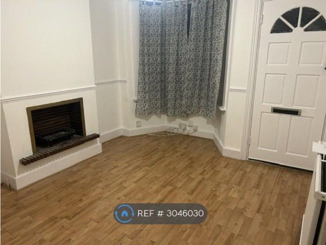 Rosebery Road, Bushey WD23, 2 bed terraced house to rent, £1,850 pcm | PrimeLocation