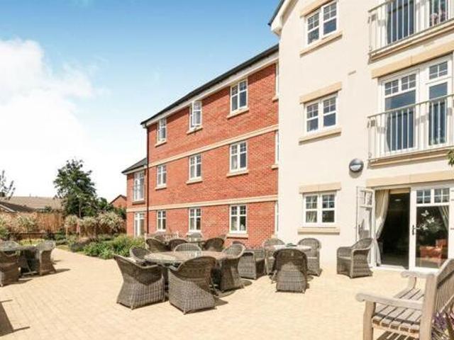 Rosebud Court, Westfield Road, 2 Bedroom Apartment