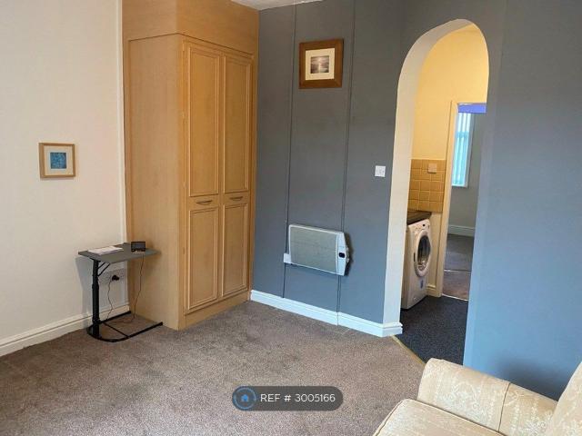 Rosegrove Lane, Burnley BB12, 1 bed flat to rent, £477 pcm | PrimeLocation