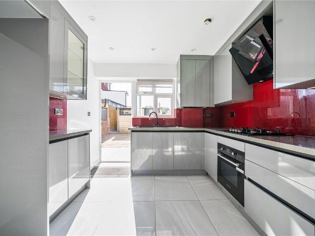 Rosedene Avenue, Croydon CR0, 3 bed terraced house to rent, £2,200 pcm | PrimeLocation