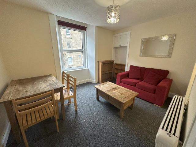 Rosefield Street, Dundee DD1, 1 bed flat to rent, £610 pcm | PrimeLocation