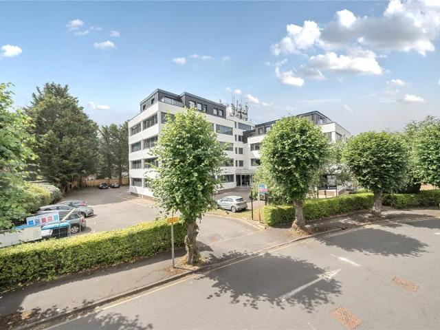 Rosemount Avenue, West Byfleet 1 bedroomProperty for lettings Seymours