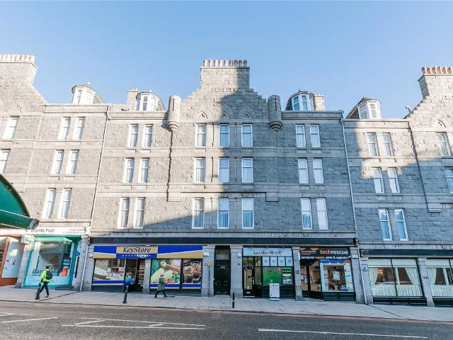 Rosemount Viaduct, Aberdeen AB25, 2 bed flat to rent, £850 pcm | PrimeLocation