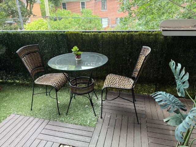 Rosemont Condo tranquille, lumineux, tout compris