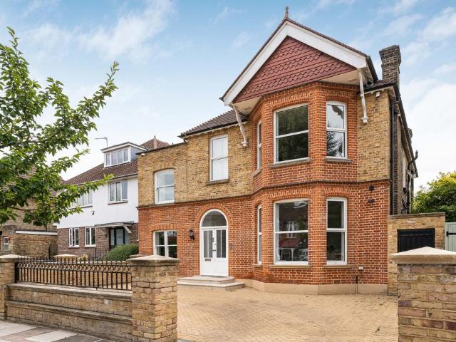 Rosemont Road, Ealing, London, W3 7 bed detached house to rent £8,000 pcm £1,846 pw