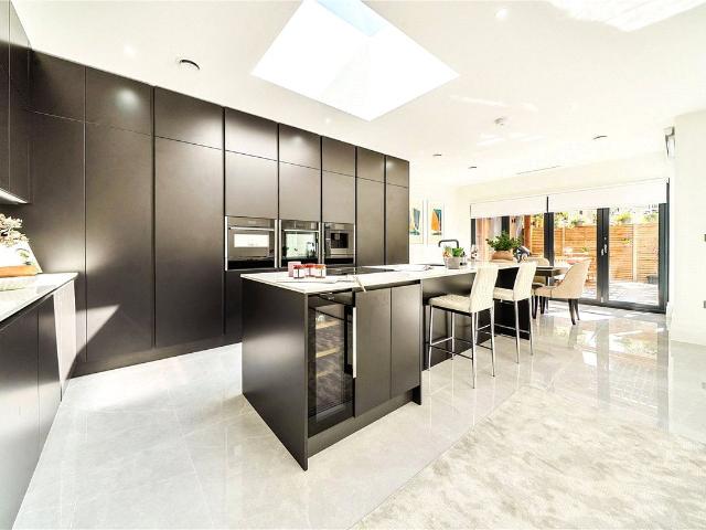 Rosemont Road, London W3, 4 bed detached house to rent, £6,500 pcm | PrimeLocation