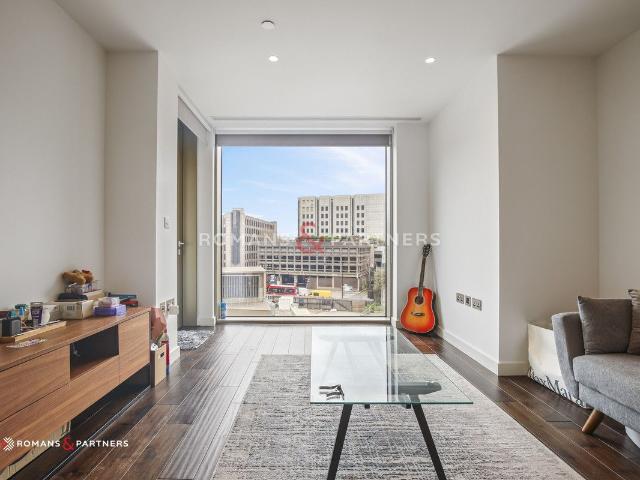 Rosemary Gardens, Tower Hill E1, 1 bed flat to rent, £2,800 pcm | PrimeLocation