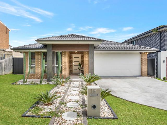 Rosemeadow 13 Tamora Street