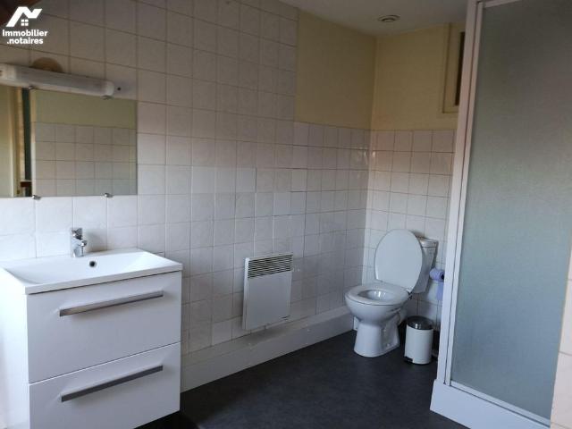 ROSENDAEL: PROCHE CHD. Appartement T2 non meublé au 2ème et dernier étage d'un immeuble de 3.