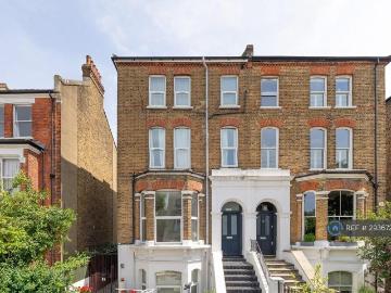 Rosendale Road, London, SE21 2 bed flat to rent £1,800 pcm £415 pw