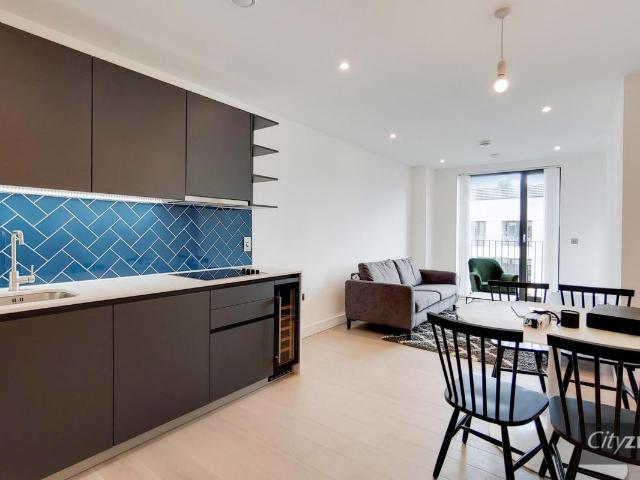 Rosewood Building, Cremer Street, Shoreditch, London E2, 2 bed flat to rent, £2,947 pcm | PrimeLocation