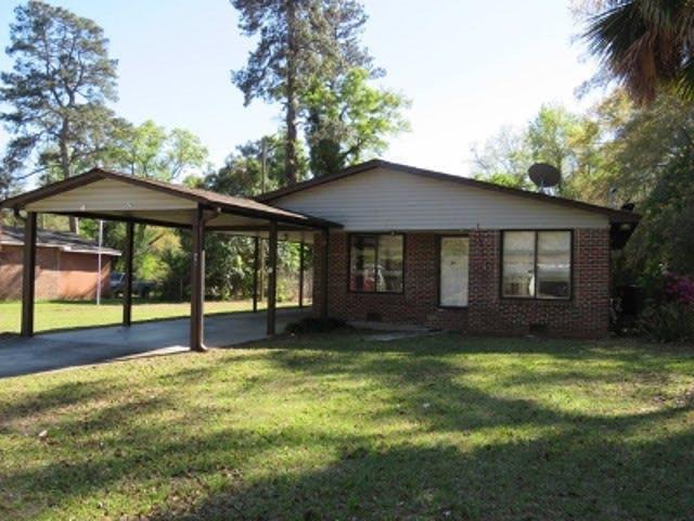 Rosewood Dr