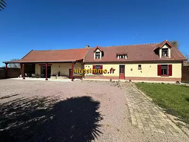 Rosières en Santerre 80170 Achat / Vente maison 5 pièces t5 piscine terrasse