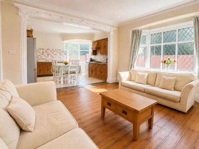 Roslin Road, Bournemouth, BH3