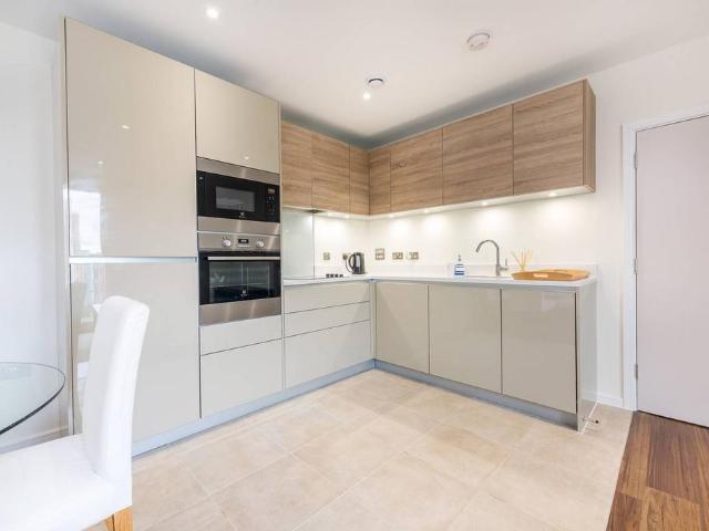 Roslin Road, London, W3 8BW, United Kingdom | 1 bed apartment for rent #139070919 | Rentberry