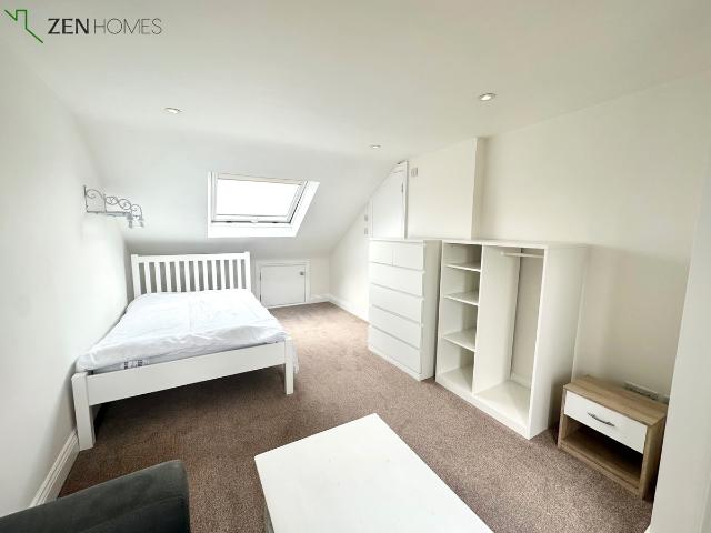Roslyn Road, London N15, Studio to rent, £1,400 pcm | PrimeLocation