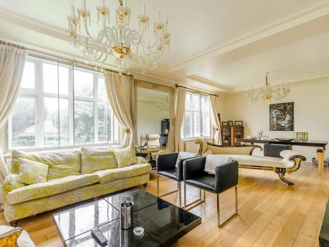 Ross Court, 81 Putney Hill, London, SW15 3NU, United Kingdom | 4 bed apartment for rent #139622747 | Rentberry