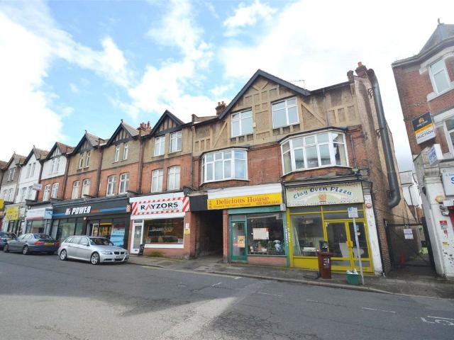 Ross Parade, Wallington SM6, 1 bed flat to rent, £1,250 pcm | PrimeLocation