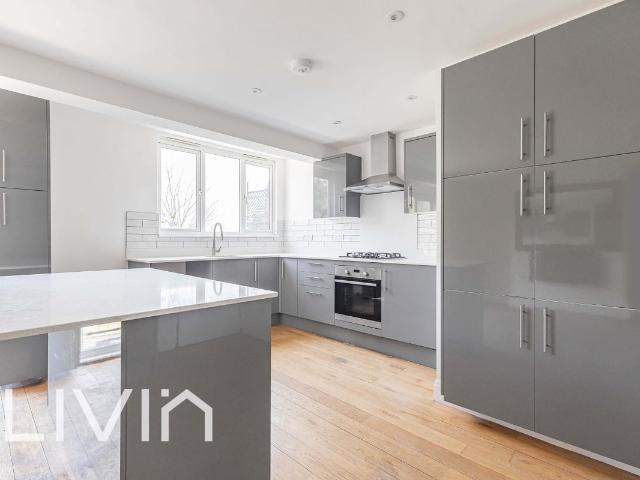 Ross Road, South Norwood SE25, 4 bed semi detached house to rent, £2,750 pcm | PrimeLocation