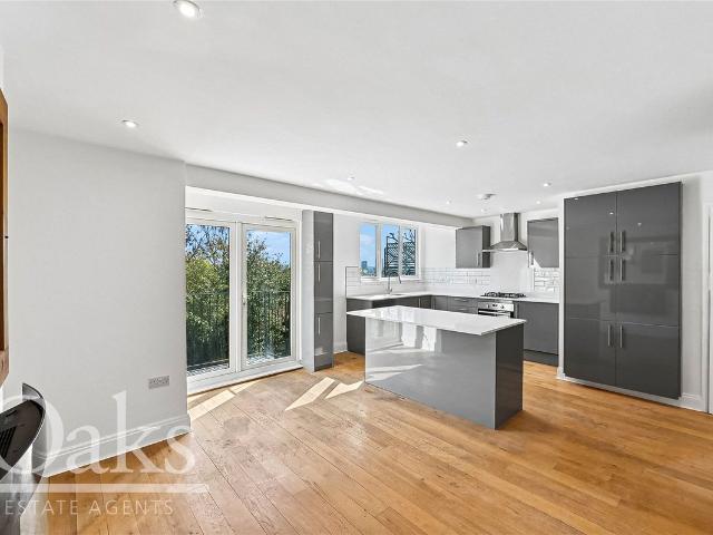 Ross Road, South Norwood SE25, 4 bed semi detached house to rent, £3,000 pcm | PrimeLocation