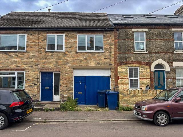 Ross Street, Cambridge CB1, 1 bed detached bungalow to rent, £1,000 pcm | PrimeLocation