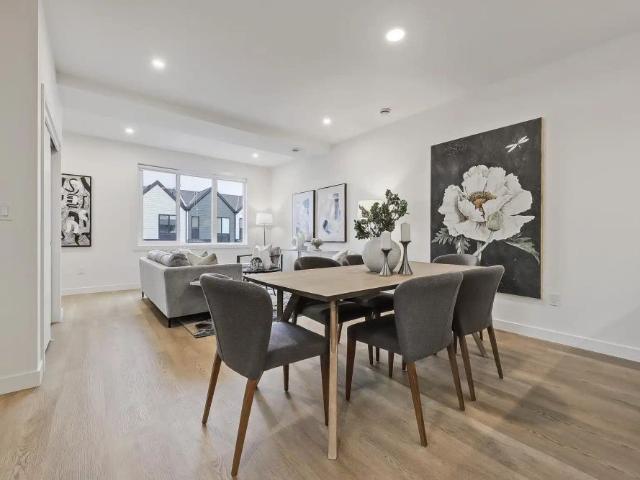 Rosscarrock Avas — 2 Bedroom Upper
