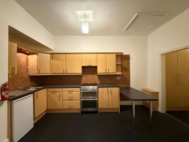Rossall Road, Thornton Cleveleys FY5, 2 bed flat to rent, £625 pcm | PrimeLocation
