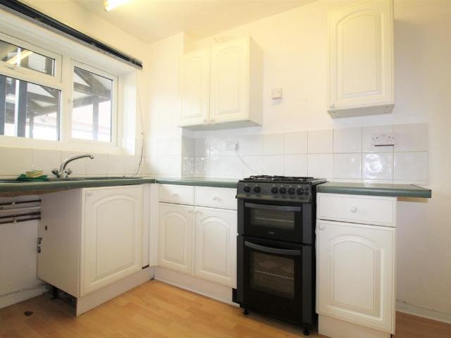 Rossgate, Hemel Hempstead HP1, 3 bed flat to rent, £1,650 pcm | PrimeLocation