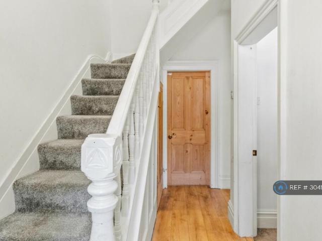 Rossett Avenue, Liverpool, L17 4 bed terraced house to rent £1,450 pcm £335 pw