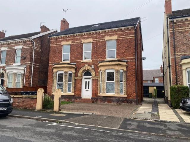 Rossett Road, Crosby L23, 2 bed flat to rent, £950 pcm | PrimeLocation