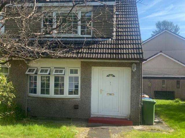 Rossie Crescent, Bishopbriggs G64 2 bed semi detached house to rent £1,295 pcm £299 pw