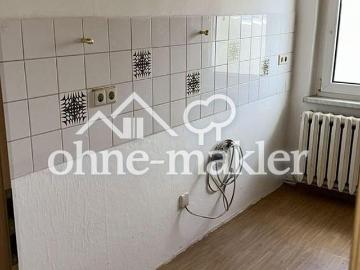 ! Roßlau renovierte 2 Raum Wohnung ! AB SOFORT ! M33