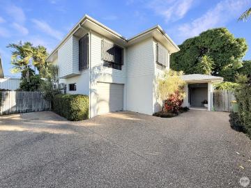 Rosslea's Hidden Gem in a Boutique Complex of Three
