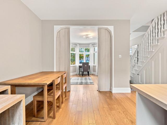 Rosslyn Avenue, SW13 Wilfords London