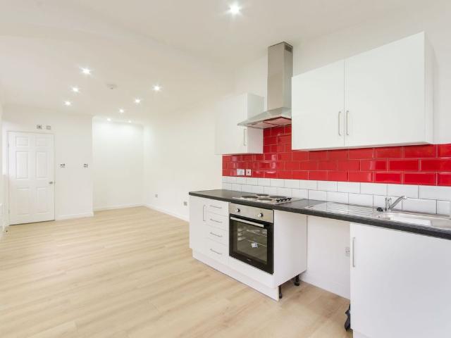 Rosslyn Crescent, Harrow HA1, Studio to rent, £1,300 pcm | PrimeLocation