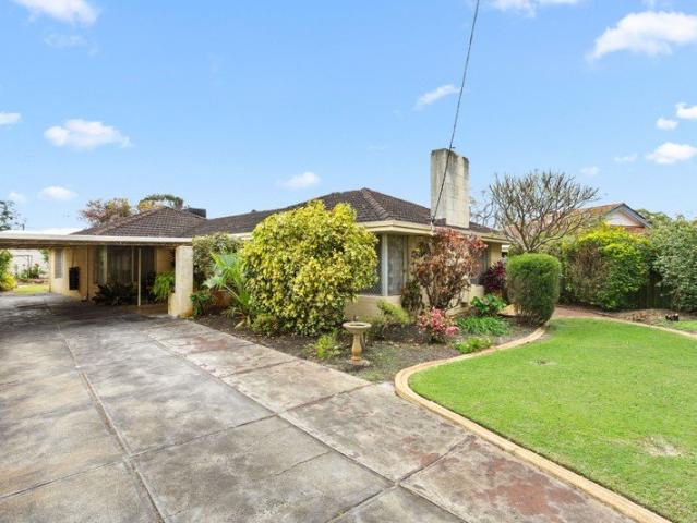 Rossmoyne Zone 810sqm 4 bedroom 1 bathroom home