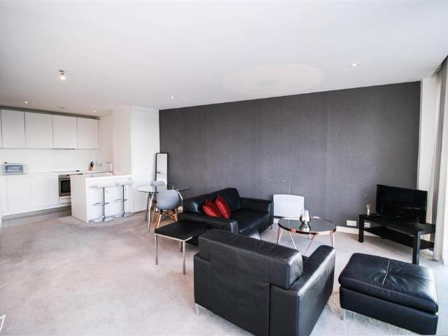 Rotunda, 150 New Street 1 bed apartment to rent £1,025 pcm £237 pw