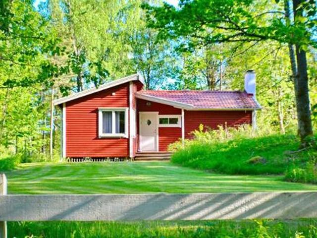 Rot weißes „Haus Skärsboda“ ruhige Lage am See☀️Småland, Schweden