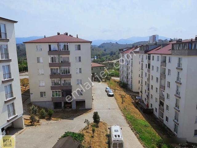 Rota Emlaktan Akçakoca Merkezde Deniz Manzaralı Yeni Daire