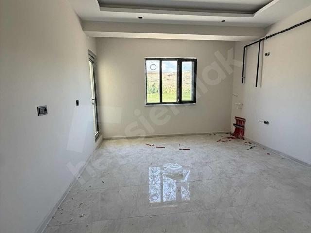 ROTA EMLAK'TAN ÇEVRE YOLU BÖLGE HAST. CİVARI 3+1 DAİRE