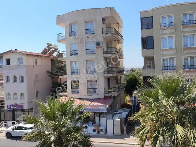 Rota Emlak'tan Gümüldürde Denize 300m Mesafe Asansörlü 3+1 Daire