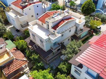 Rota Emlak'tan Gümüldürde Denize 600m Mesafede 4+1 Satılık Villa