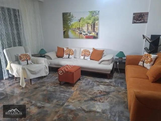 Rota Emlak'tan Havuzlu Site İçerisinde 3+1 Satılık Villa