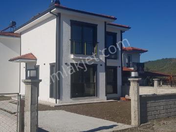 Rota Köyceğiz'den | Beyobası'nda 250 M² Bahçeli, Yerden Isıtmalı Müstakil 2+1 Dubleks Villa